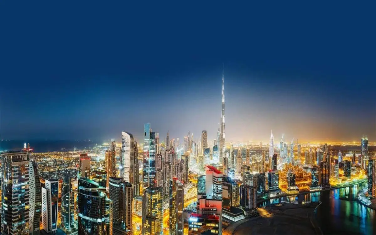 تقرير غربي: دبي محظوظة وتدفق المال فيها لا يتوقف