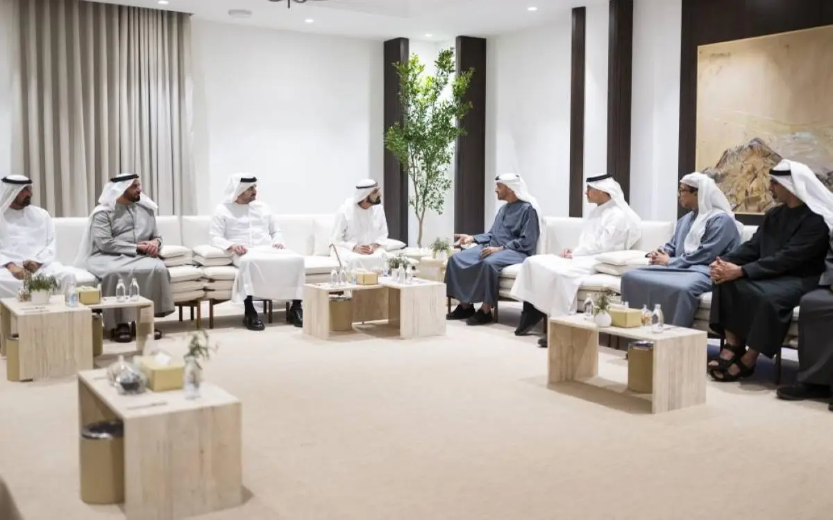 رئيس الدولة ومحمد بن راشد: الإمارات نجحت في المواجهة بقوة المجتمع