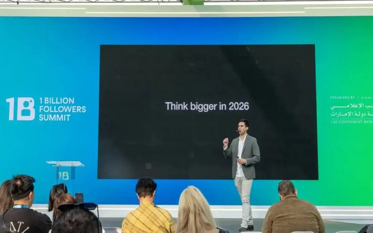 مؤثر أسترالي من دبي: هل يجعلنا الذكاء الاصطناعي صناع محتوى؟