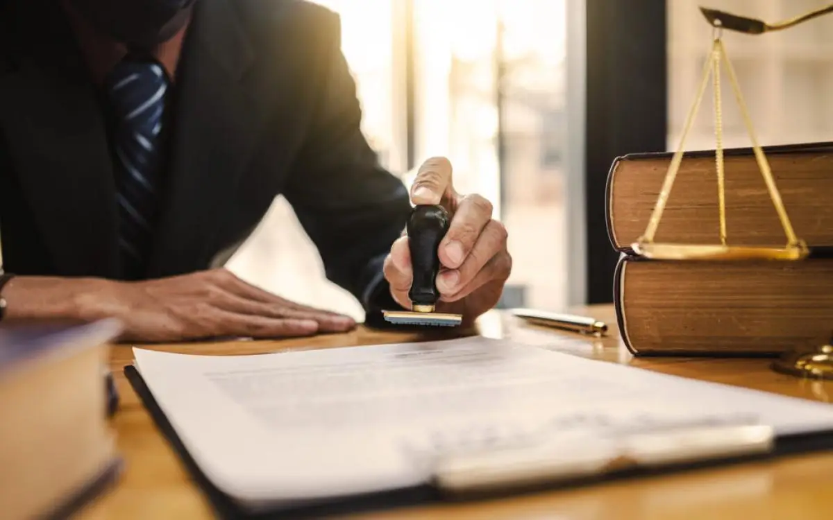 أول كاتب عدل بالذكاء الاصطناعي في دبي