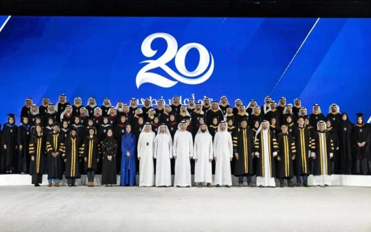 مخيم في دبي للتدريب على القيادة الحكومية وصناعة الأثر