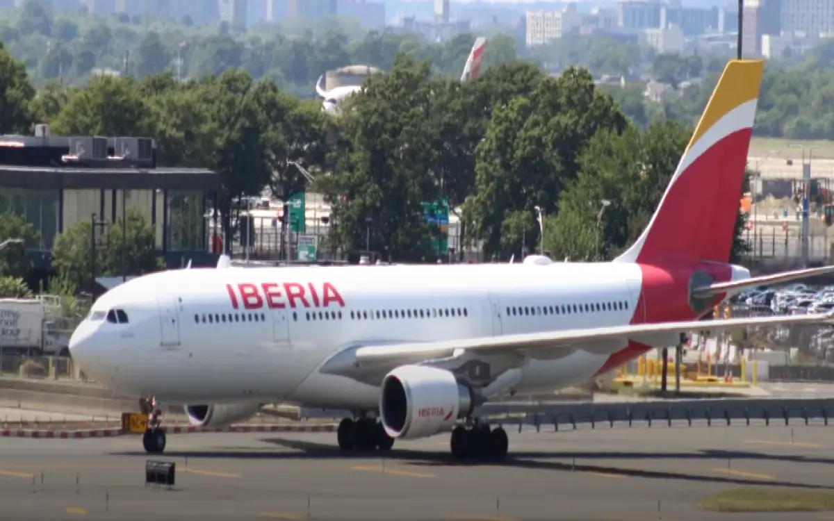 شلل الرحلات يتربص بالقارة العجوز