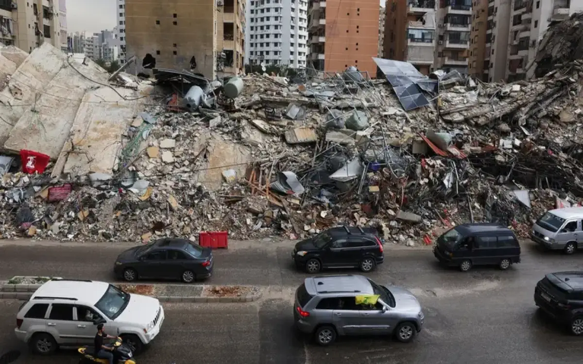 هدنة حذرة و"خط أصفر" في لبنان