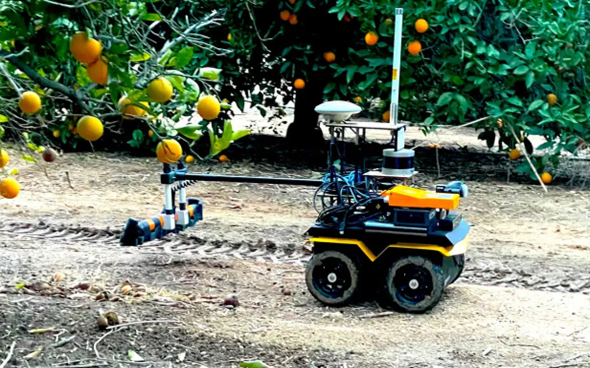 روبوت يسقي العطشان فقط