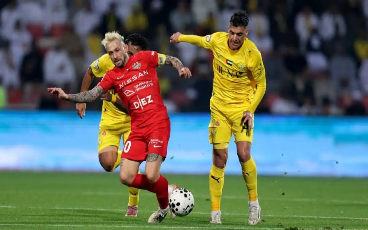 «فرسان» دبي يحسمون القمة 3 - 1