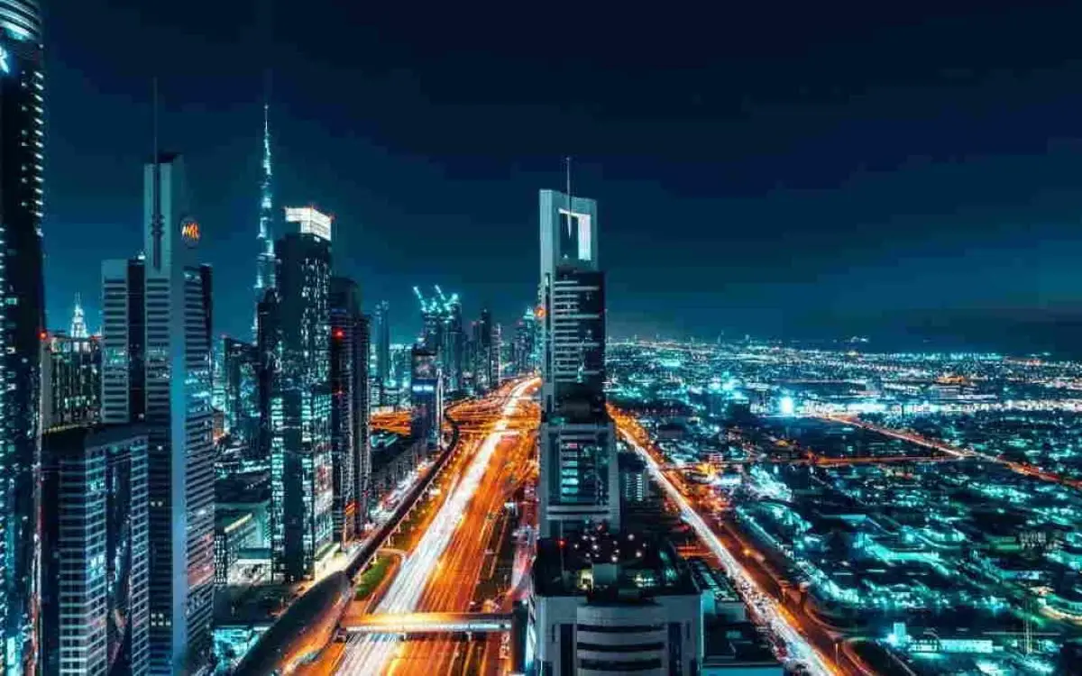 دبي بلا كهرباء لـ 49 ثانية