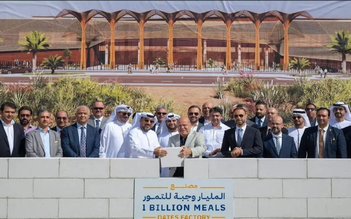 مصنع "من تمر" في دبي يطعم العالم