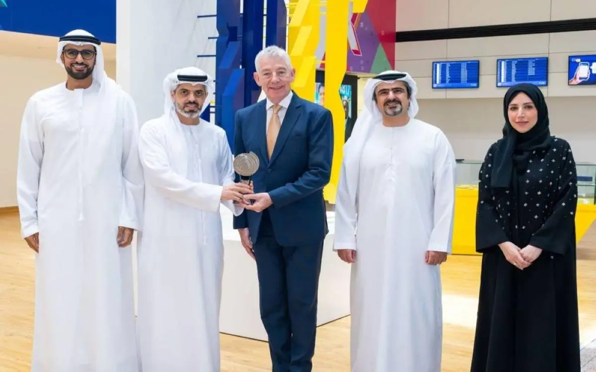 "مكان عمل استثنائي" في دبي يحصد جائزة "غالوب"