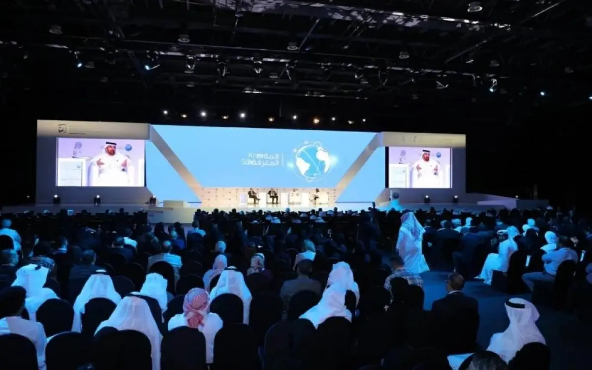 المعرفة لاستباق الأزمات على طاولة خبراء في دبي