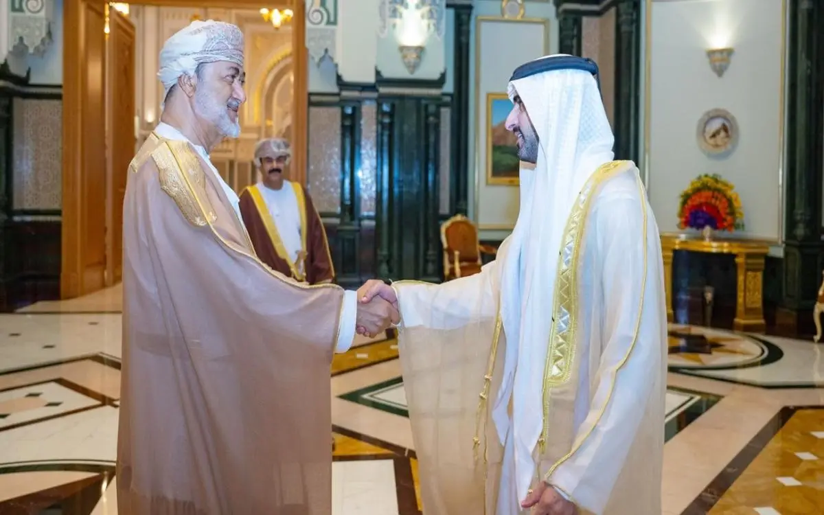 سلطان عمان يبحث مع حمدان بن محمد الارتقاء بالتنمية في البلدين