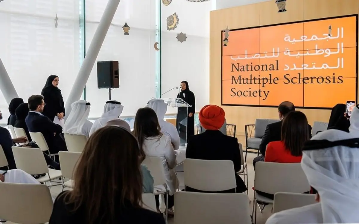 نقاشات واعية مع مرضى التصلب المتعدد في الإمارات