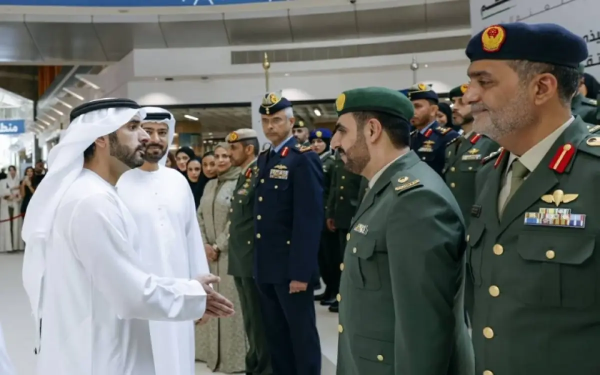 تخريج 50 قيادياً إماراتياً من "الدفاع"