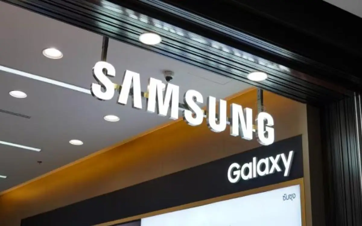 ملف PDF يوقع سامسونغ في "زلة لسان"