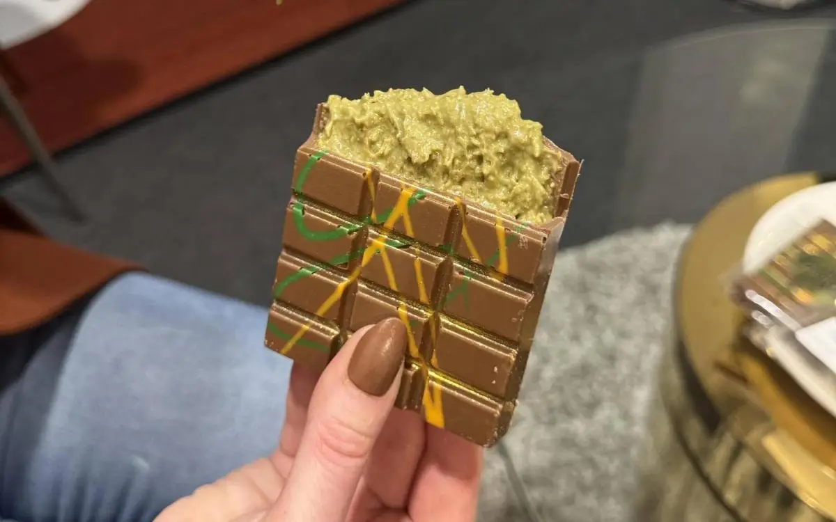 الحرب وشوكولاتة دبي تحلقان بأسعار الفستق للأعلى منذ 2018