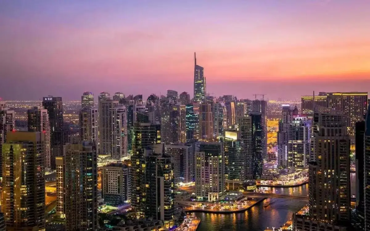 16 اسماً إماراتياً في قائمة لـ "فوربس"