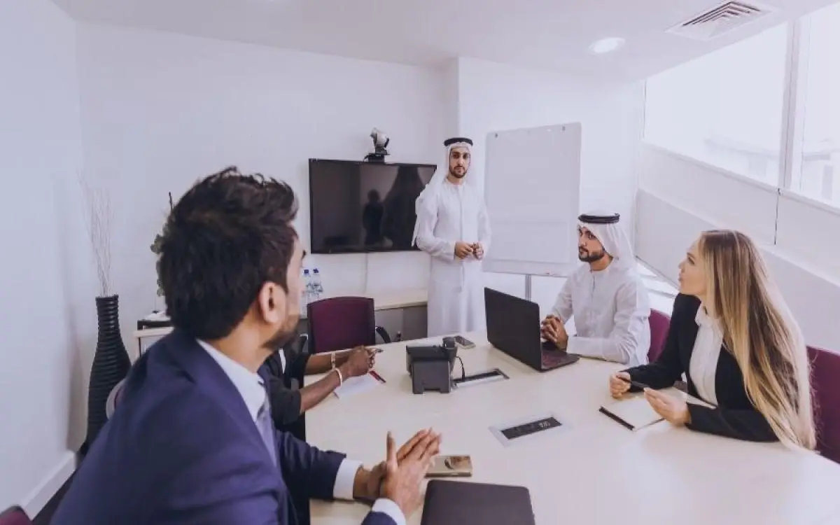 بالفيديو.. صيف مرن للموظفين