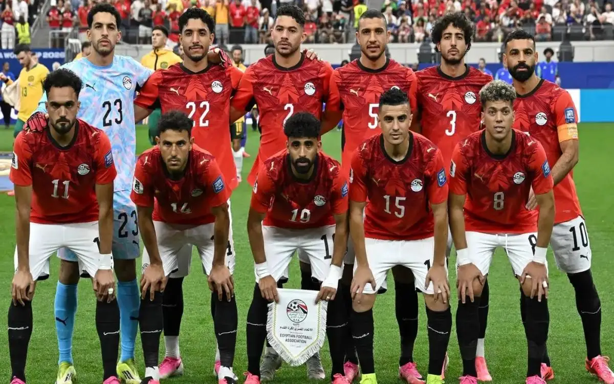 محمد بن راشد لمنتخب مصر: ستعودون وتبقون أبطالاً