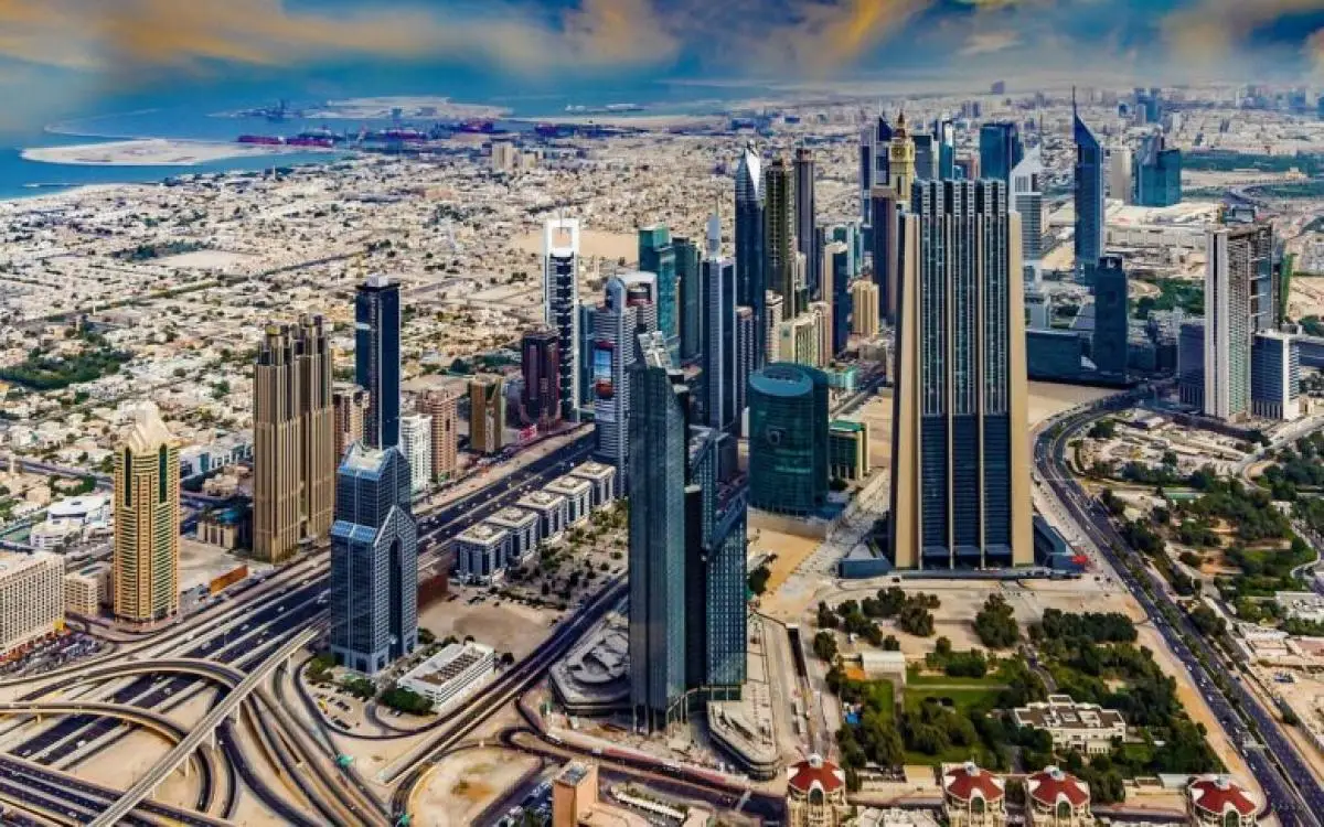 «-AA» تصنيف الإمارات السيادي طويل الأجل والسندات مطلوبة رغم التوترات