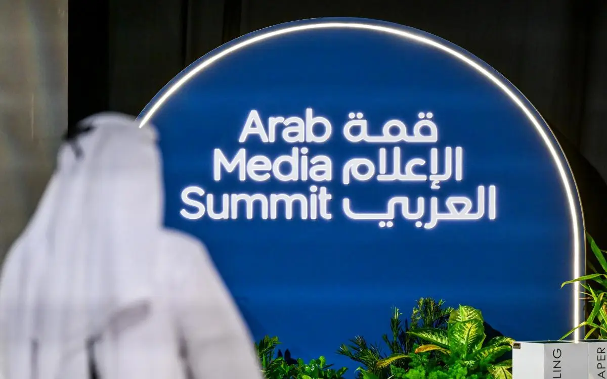 متحدثان "خليجي ودولي" في قمة دبي للإعلام العربي