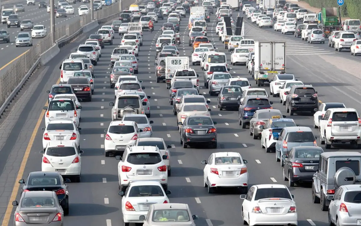 ساعتان بين البيت والعمل.. بماذا يحلم موظفو دبي لكسب الوقت؟