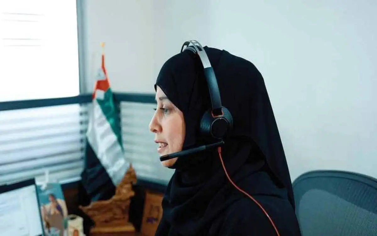 جمارك دبي تخدمك في 24 ثانية