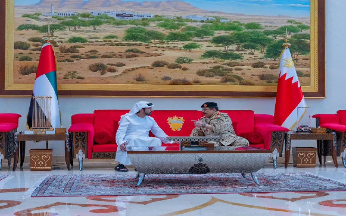 حمدان بن محمد يشهد "درع البحرين"