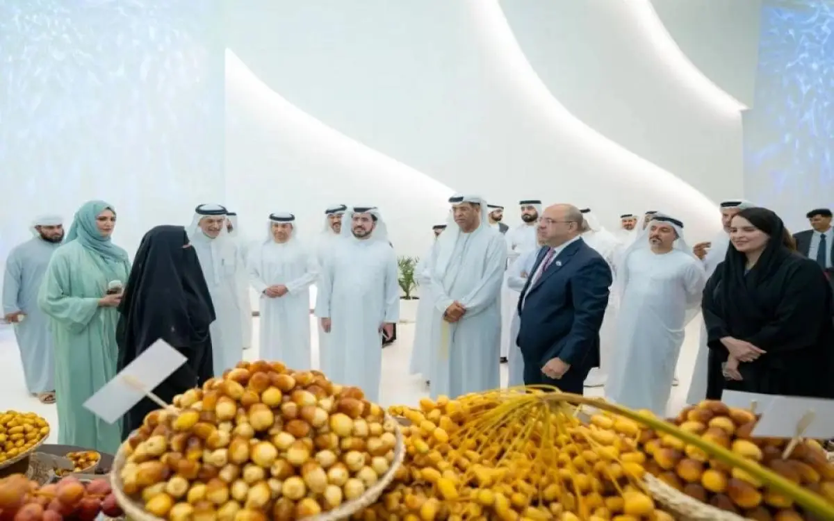 "شراع دبي" يبحر في أصناف تمور الإمارات