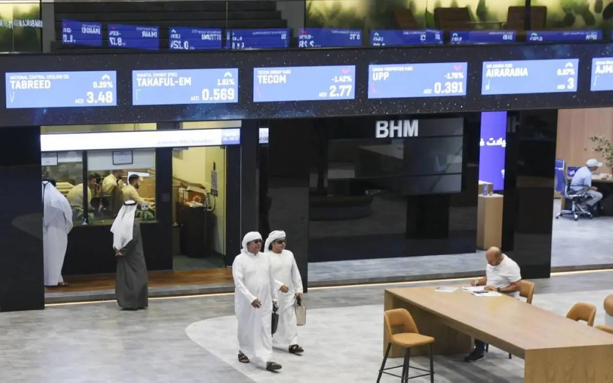 85% من الإماراتيين يستثمرون "في البيت" خشية تقلبات الخارج