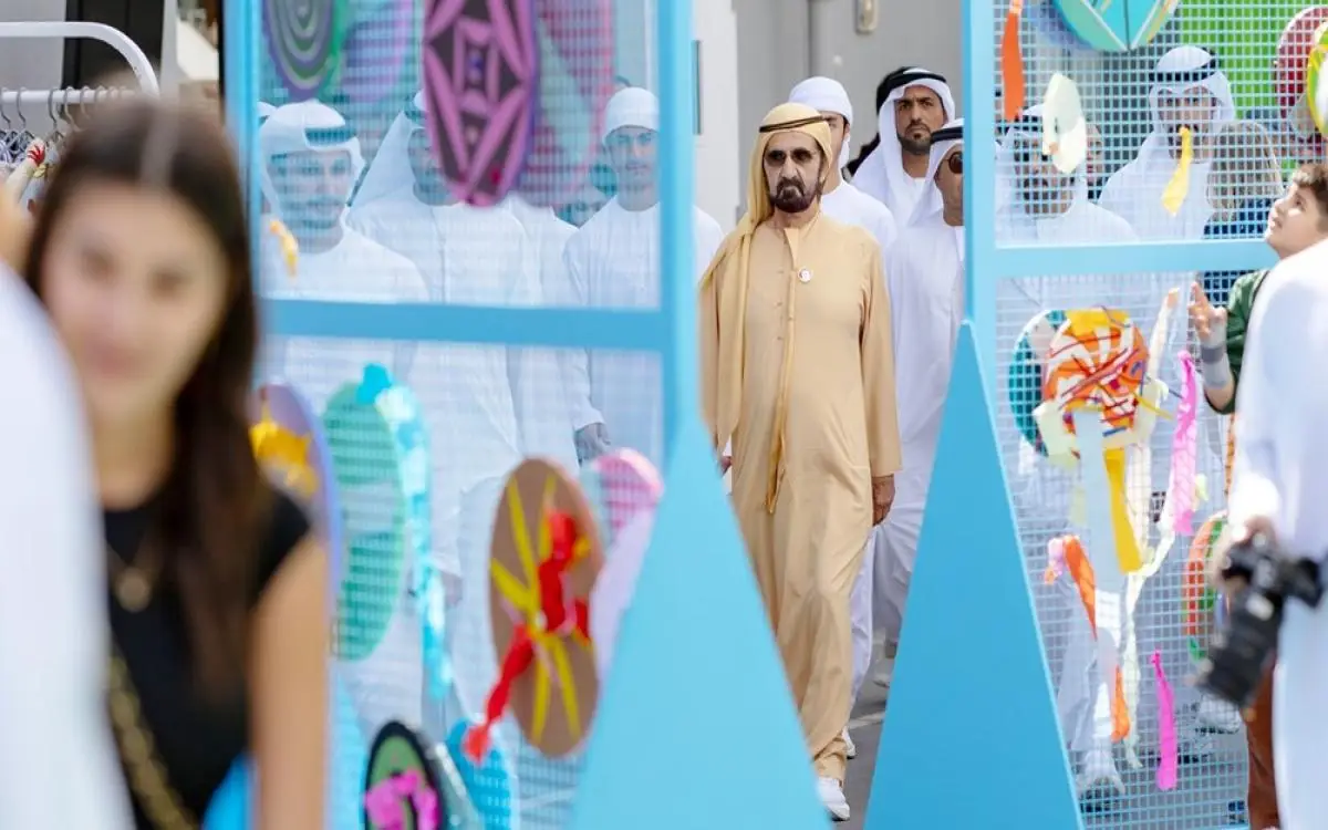 محمد بن راشد يزور المساحات الإبداعية في قوز دبي