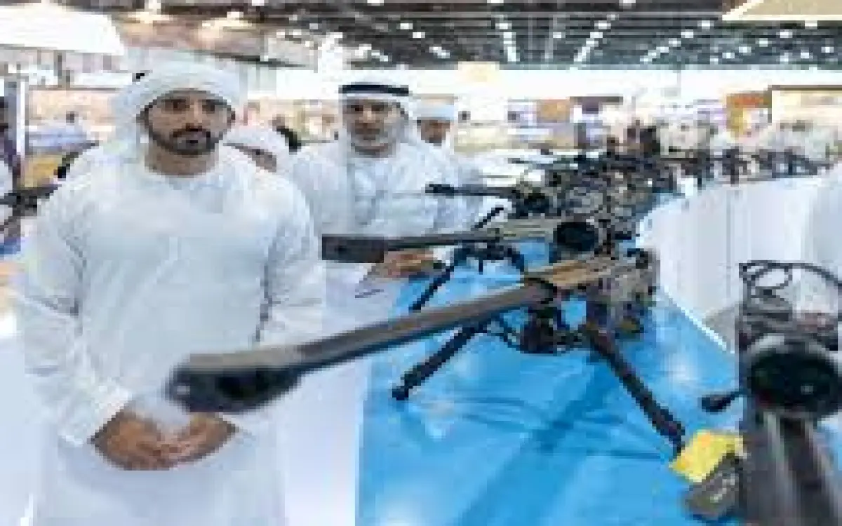 حمدان بن محمد يطل على تراث الإمارات من معرض في أبوظبي