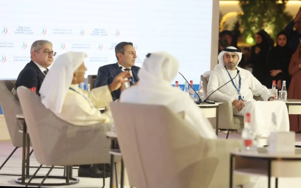 رؤساء تحرير عرب: صحيفة صمدت 150 عاماً والذكاء الاصطناعي تحدٍّ