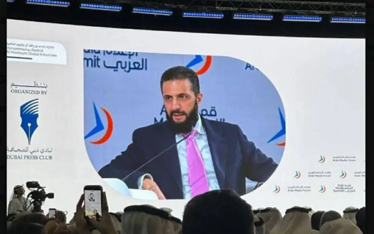الرئيس السوري من دبي: على الإعلاميين الابتعاد عن التسييس