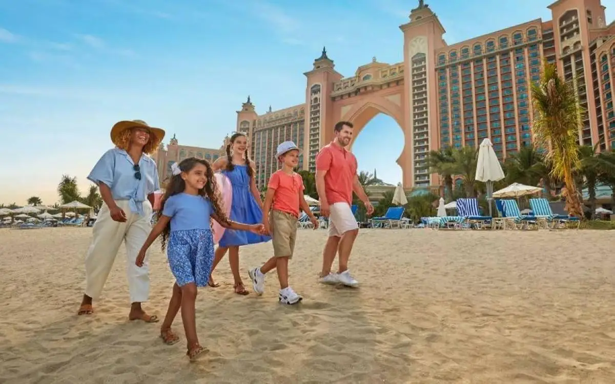 هذه الجنسيات رفعت إشغال فنادق الإمارات إلى 85% صيف 2025