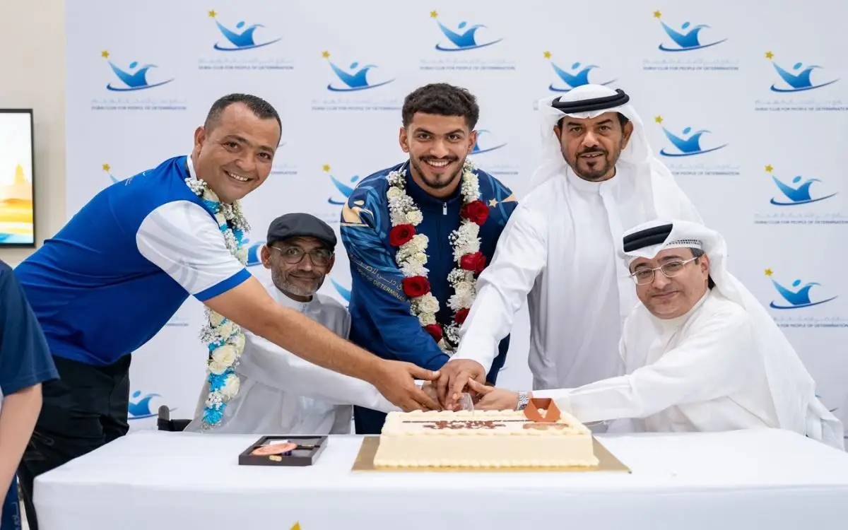تكريم إماراتي حوّل الإعاقة إلى طاقة بطول 100 متر