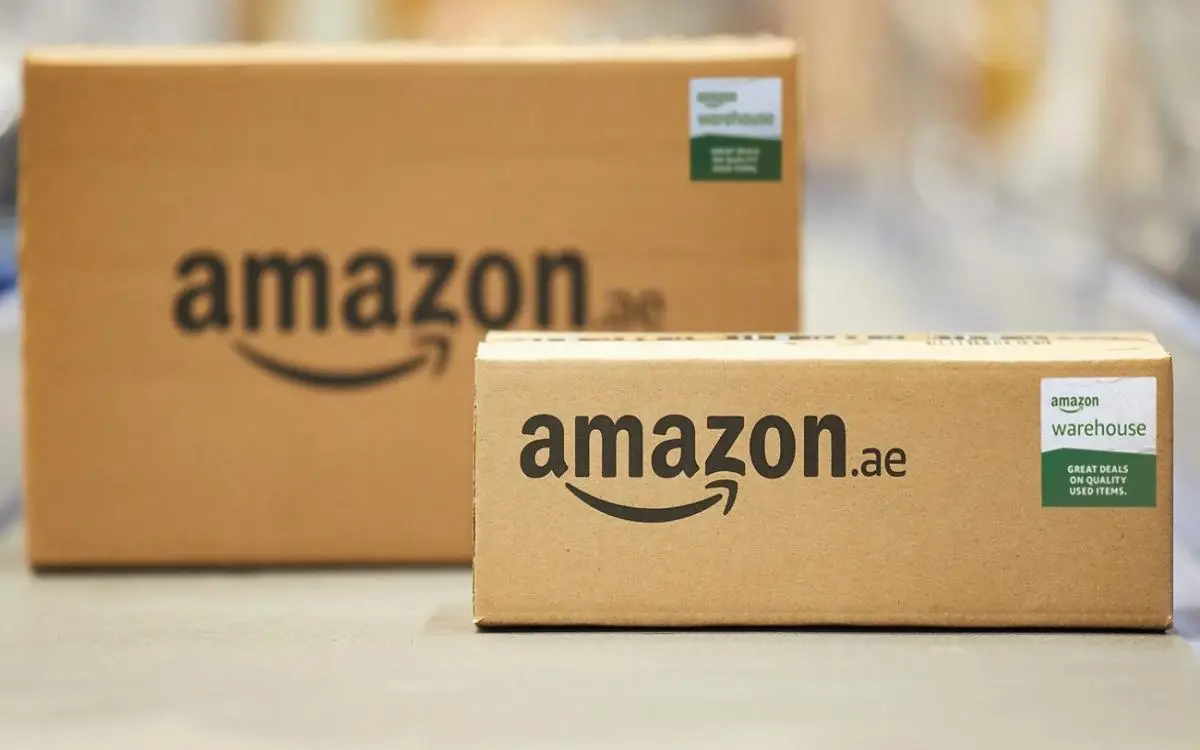 أمازون الإمارات أمام باب بيتك في 15 دقيقة