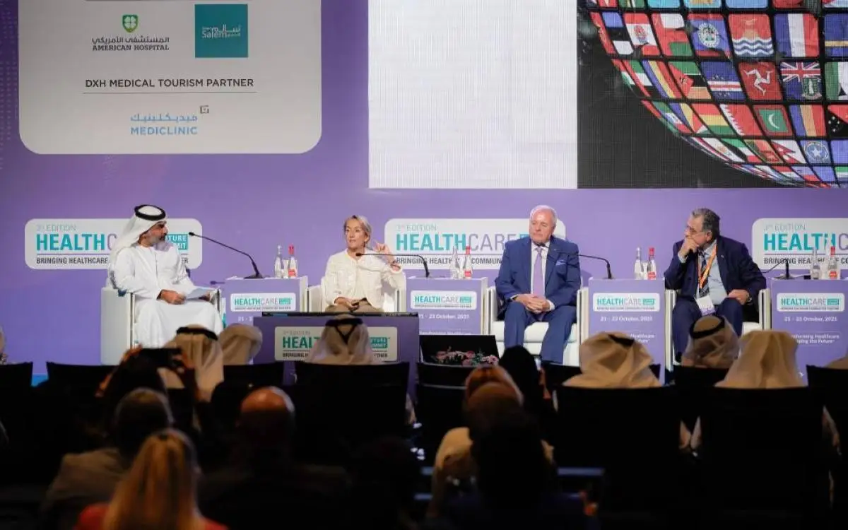 "نفسية" الأطباء والممرضين على طاولة "الرعاية الصحية" في دبي