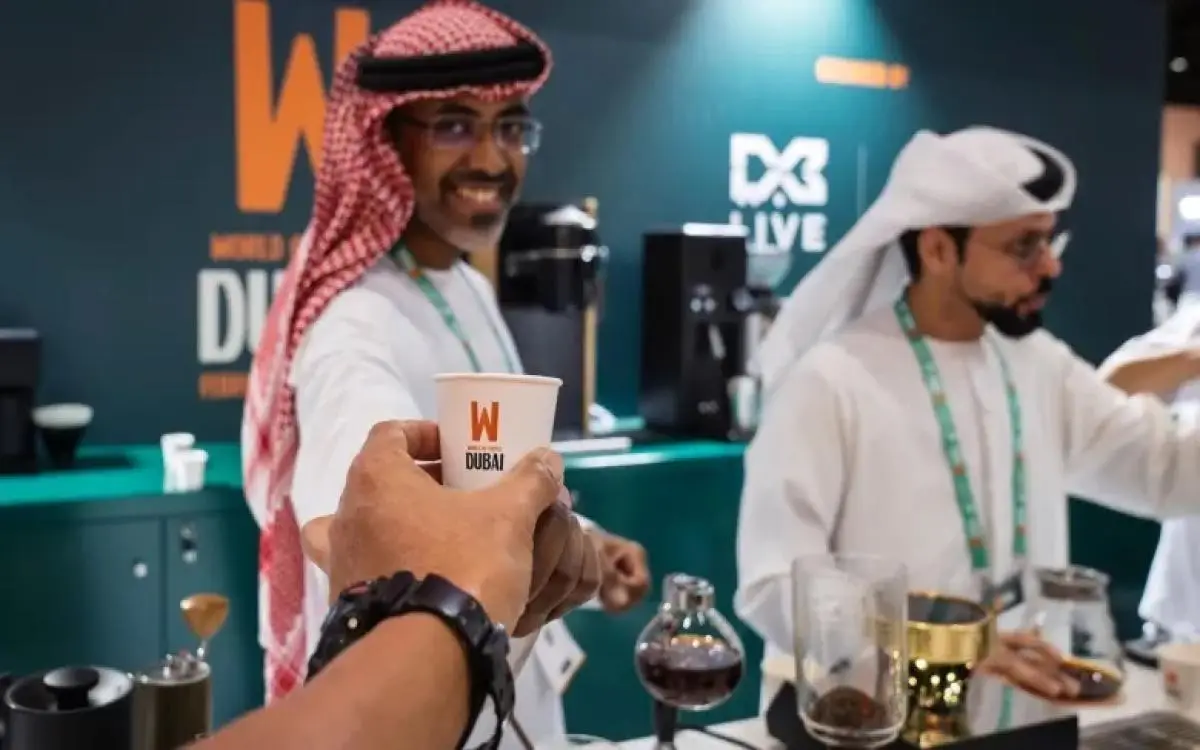 دبي تجمع صناع القهوة على "فنجان واحد" في هذا الموعد