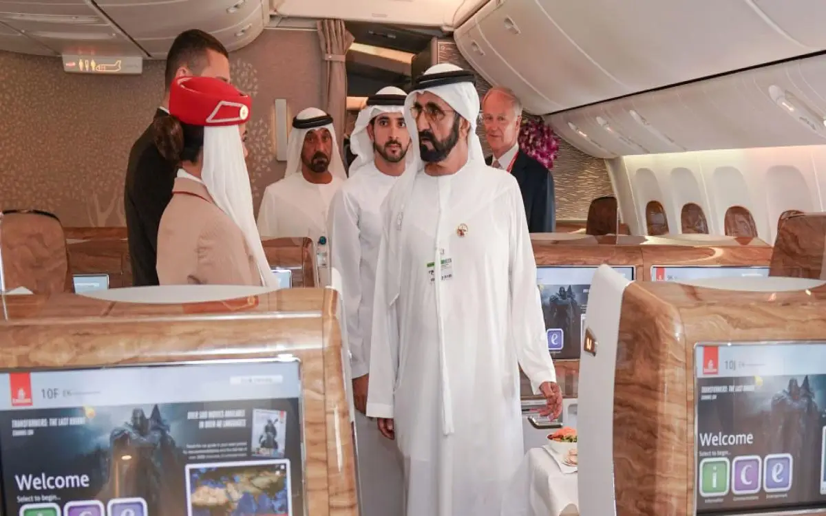 محمد بن راشد في ذكرى أول رحلة: طيران الإمارات نقلت 860 مليون إنسان