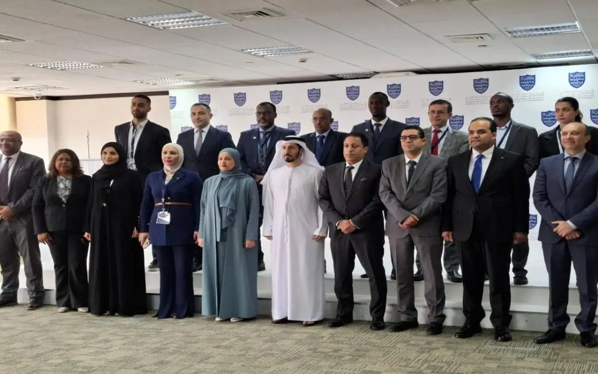 خبراء في دبي: الذكاء الاصطناعي سيستبدل الجاهلين به