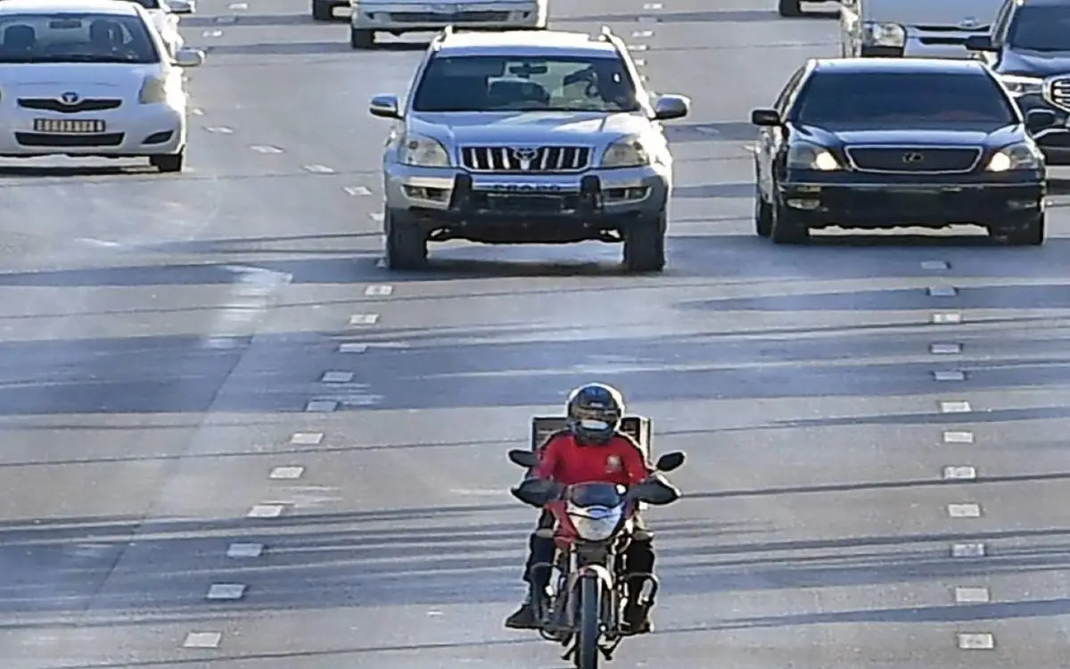 "اليسار ممنوع".. عمال "دليفري" دبي والشارقة يدشنون خريطتهم الجديدة