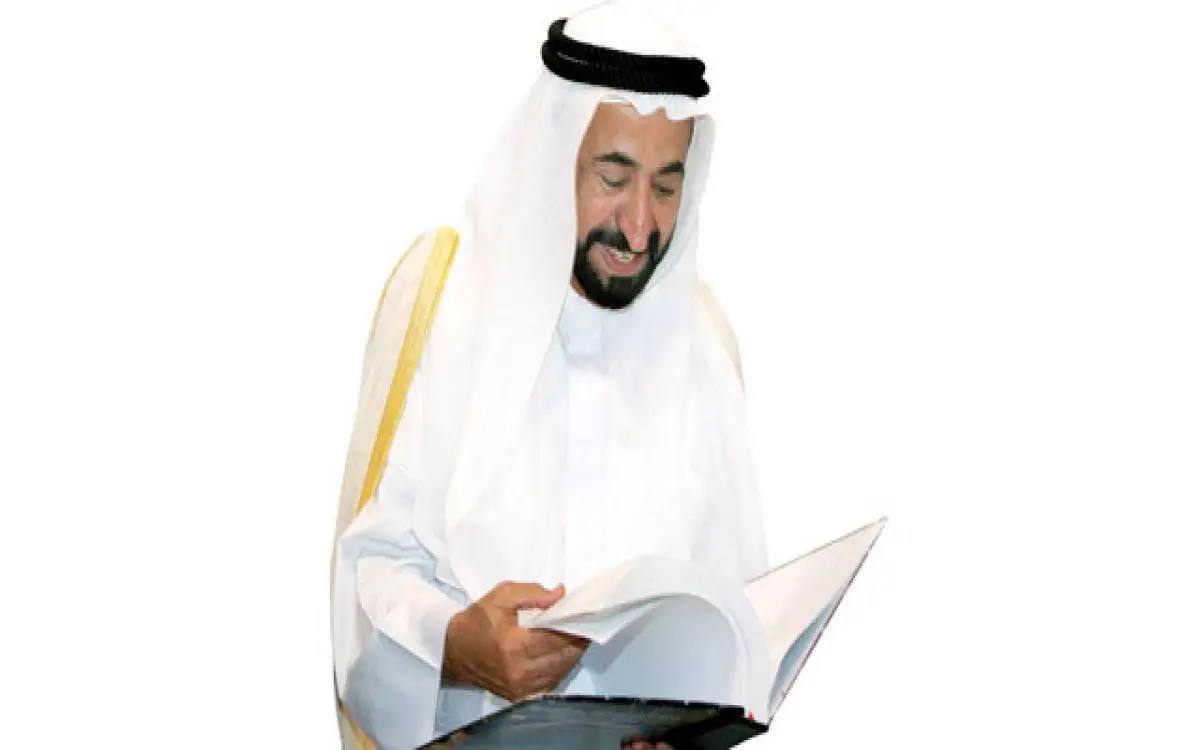 "الشارقة للكتاب" يبشر بـ"الموسوعة العربية الشاملة"