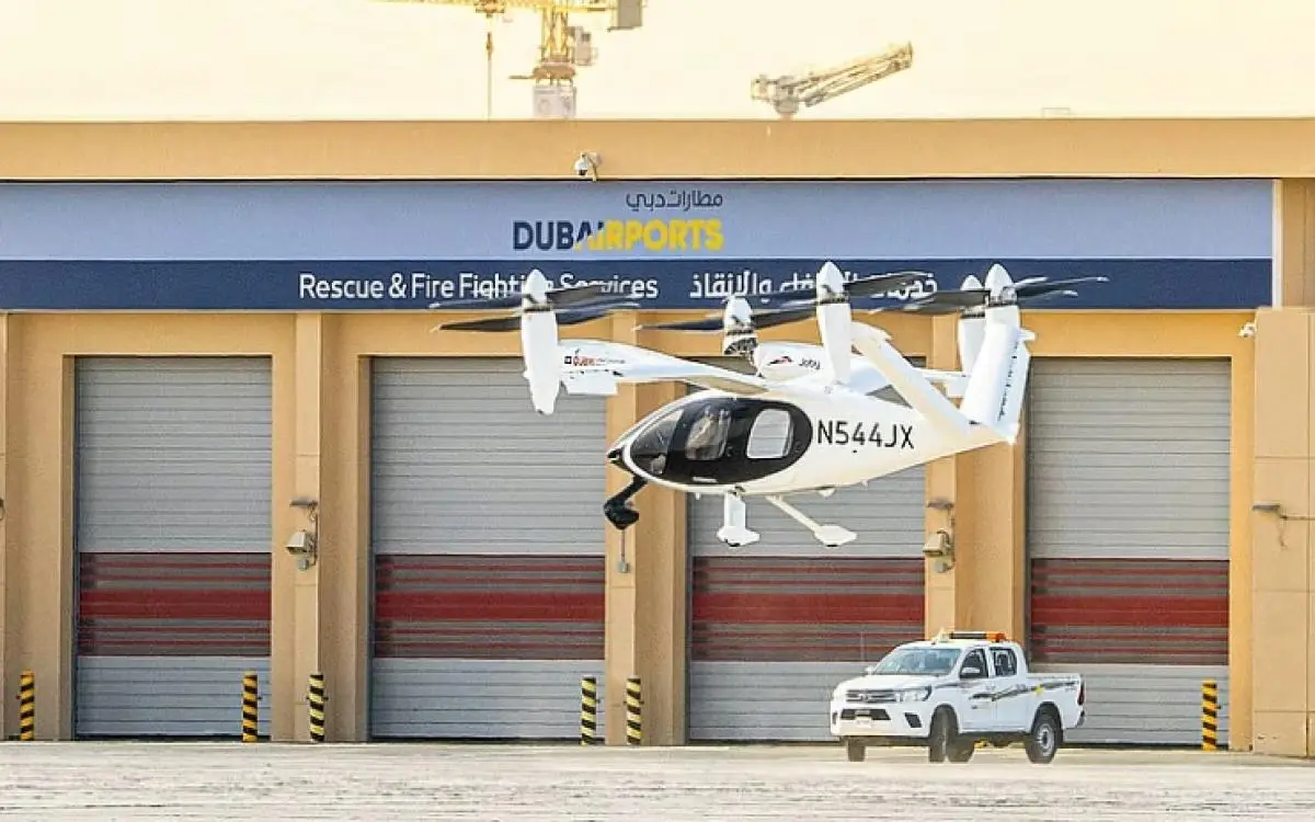 دبي تكمل 60% من أولى محطات التاكسي الطائر الـ4