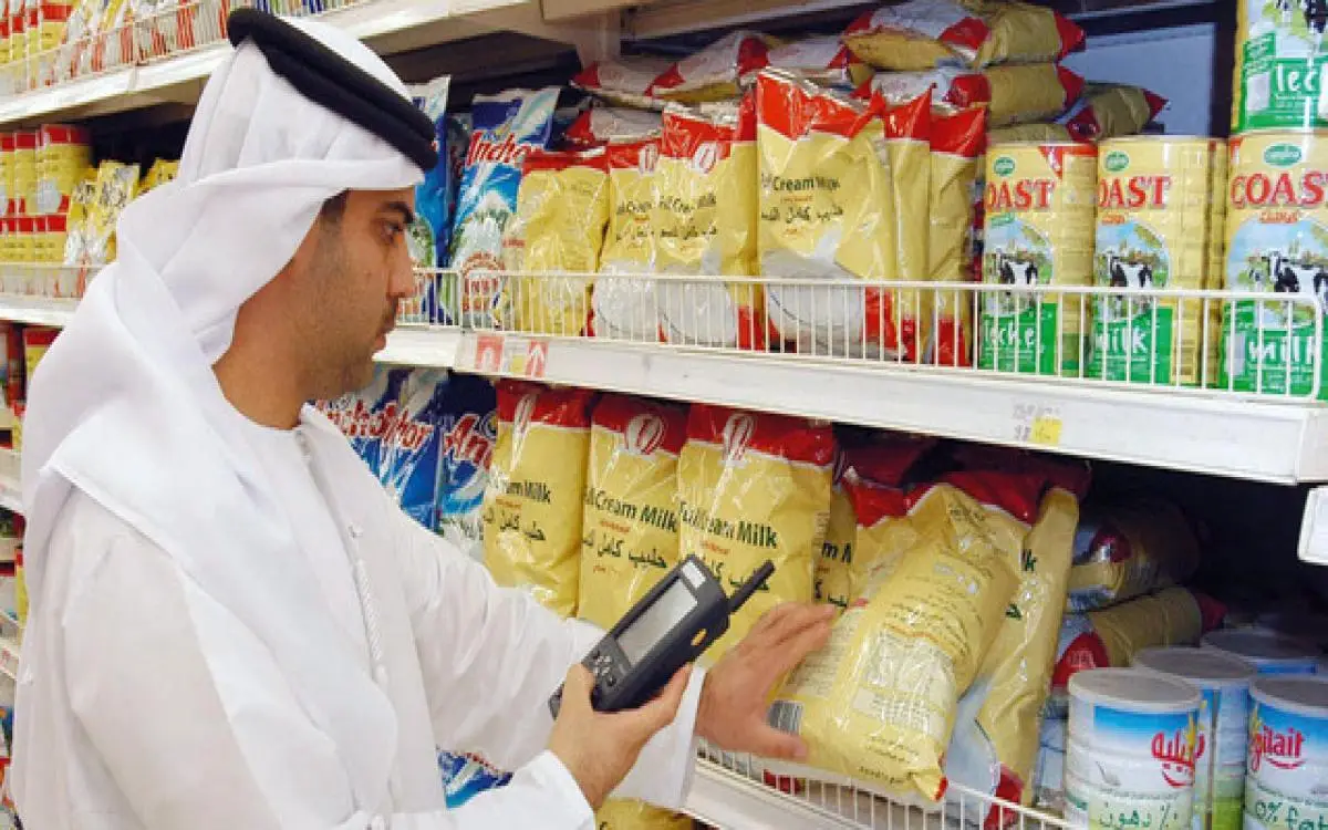 دبي تحصّن 200 ألف منتج غذائي