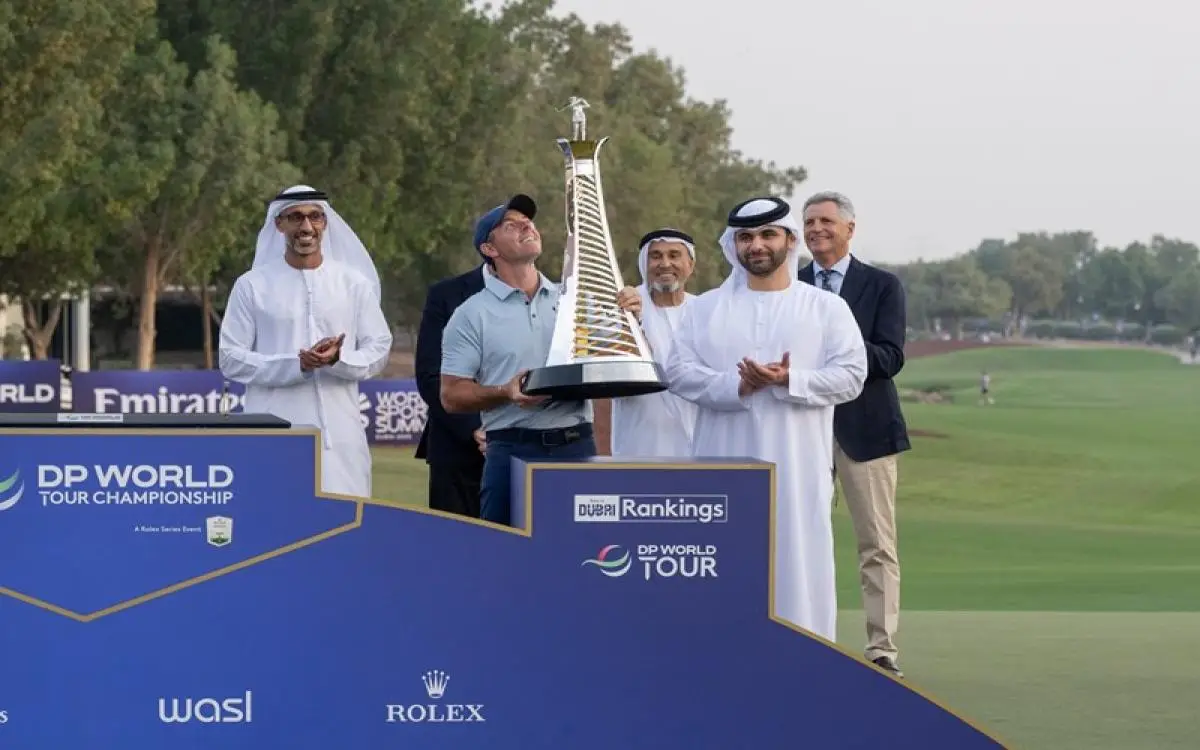 تتويج بطلي الغولف في دبي