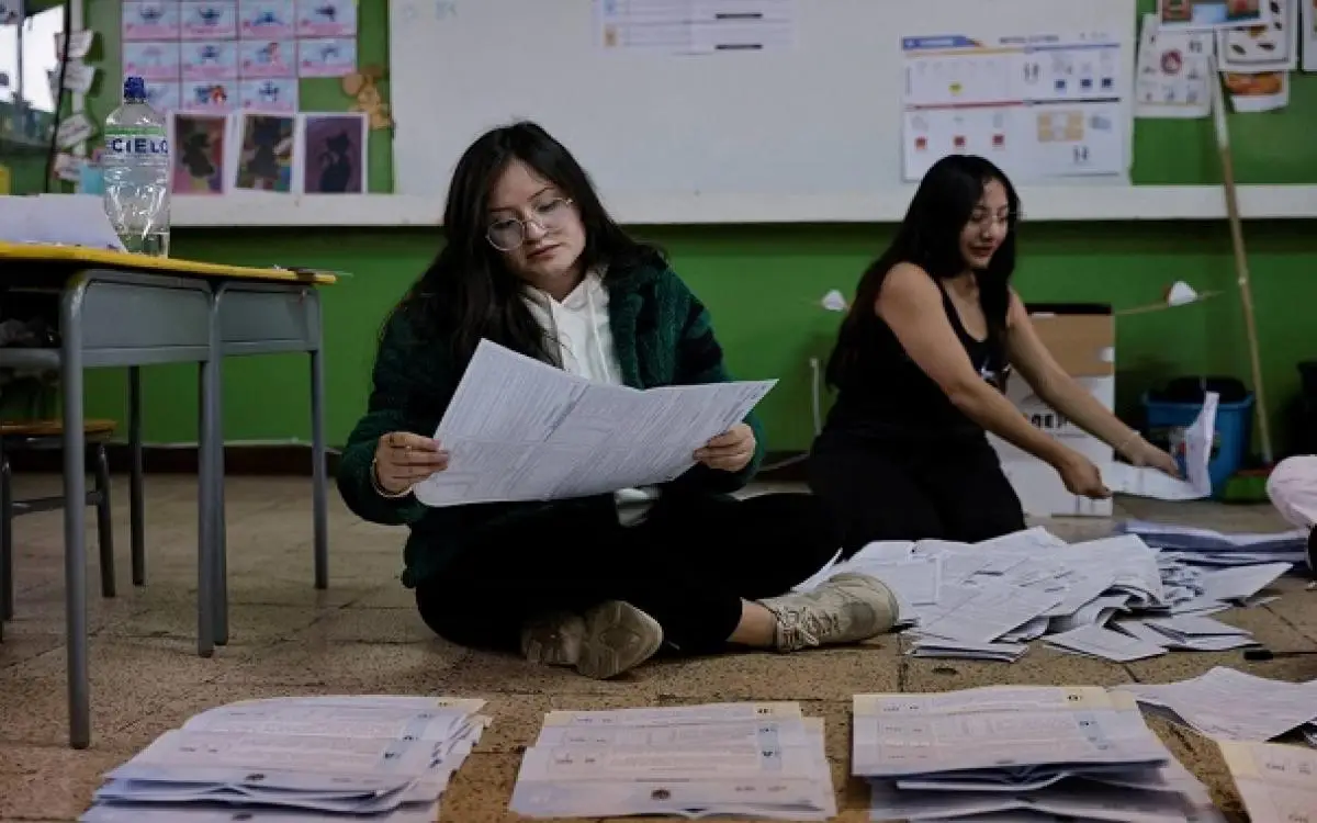 الإكوادور تخذل رئيسها "حليف ترامب" وترفض القواعد الأجنبية