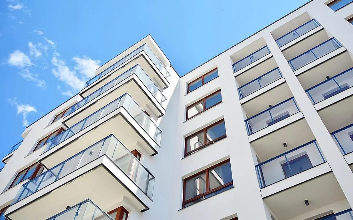 2025 "عام الاستوديوهات" في دبي والجاهز يربح