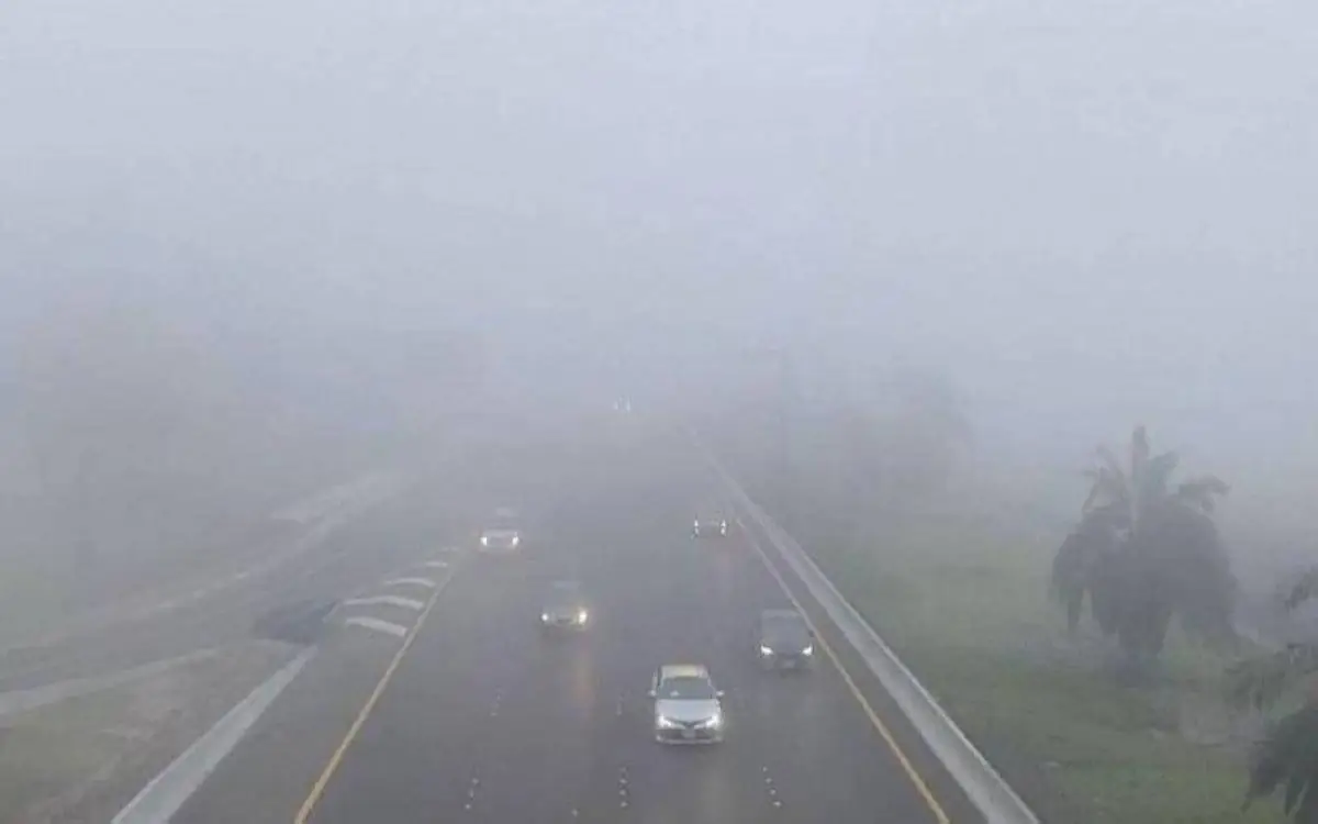 مطار دبي يحوّل 19 رحلة بسبب الضباب.. تفقّد التحديثات