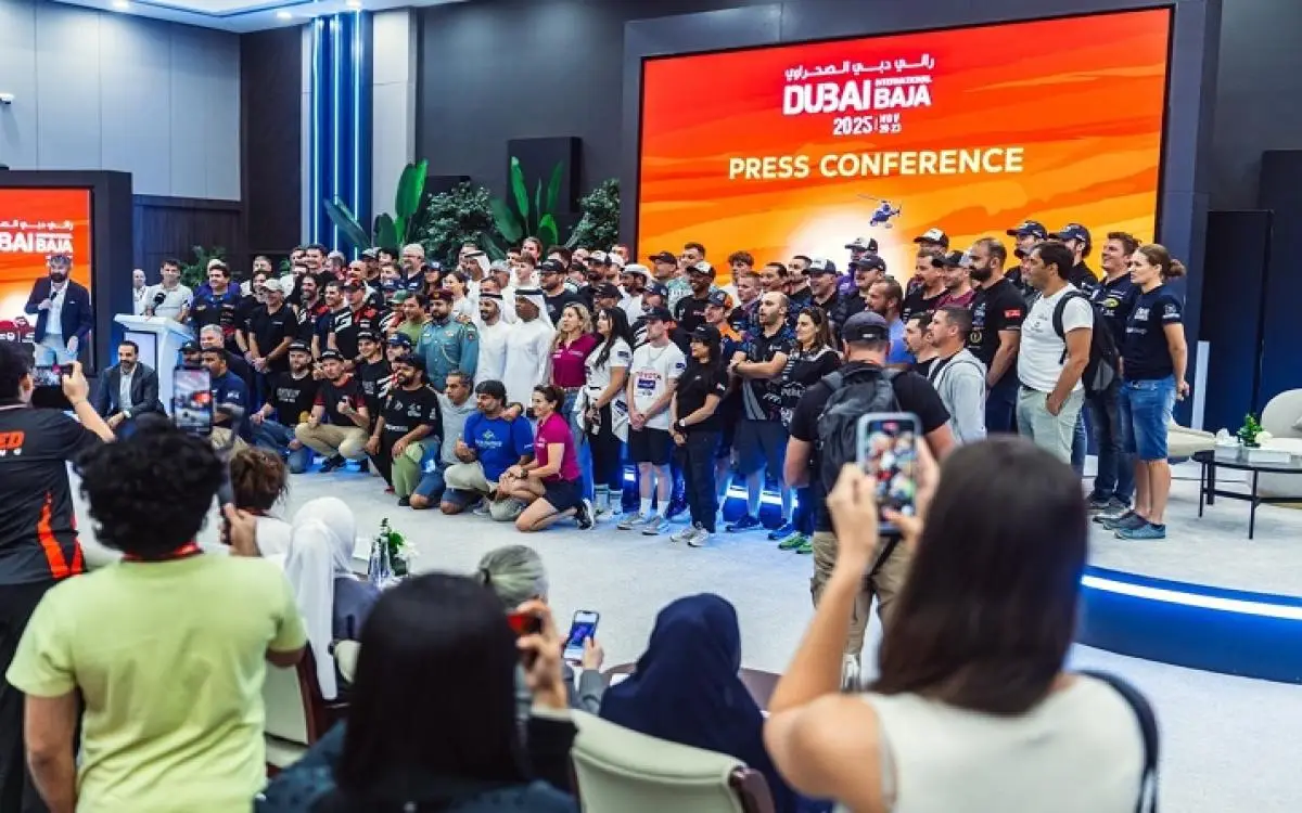 صحارى دبي تحتضن 100 فريق دراجات ورباعيات من 30 دولة