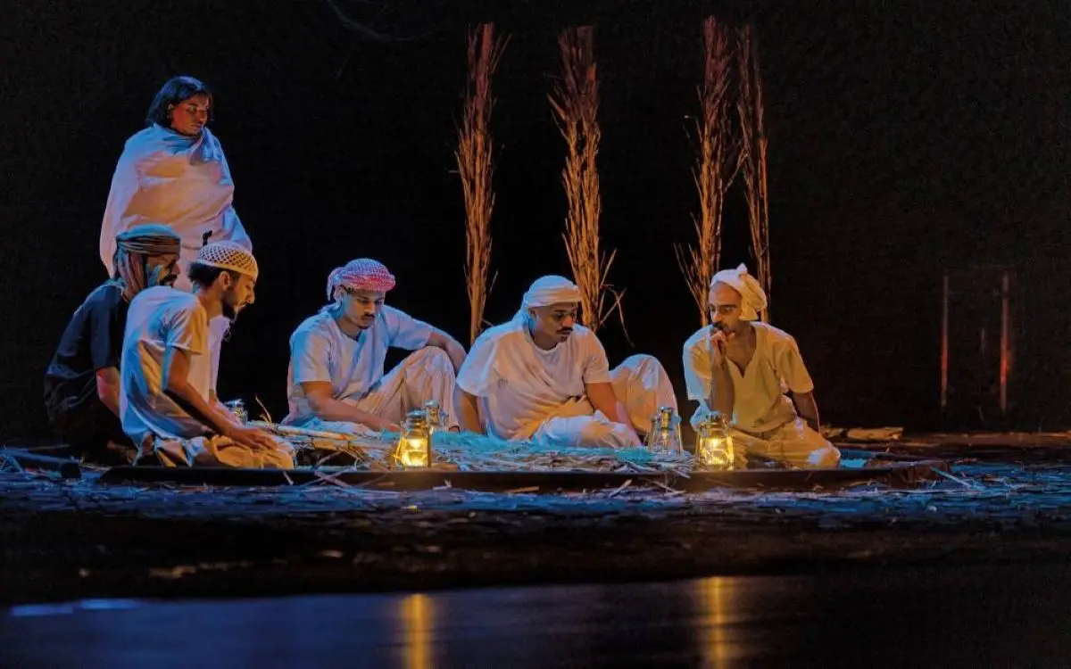 شندغة دبي ترفع الستائر لهواة المسرح الشباب