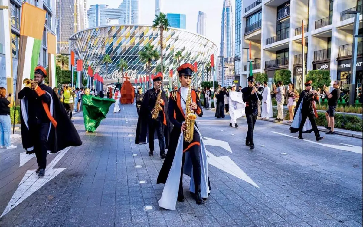 بالفيديو.. "ميديا سيتي " دبي تحتفل بعيد الاتحاد ال 54